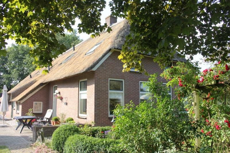 B&B An De Kraloerweg Ruinen Exterior photo